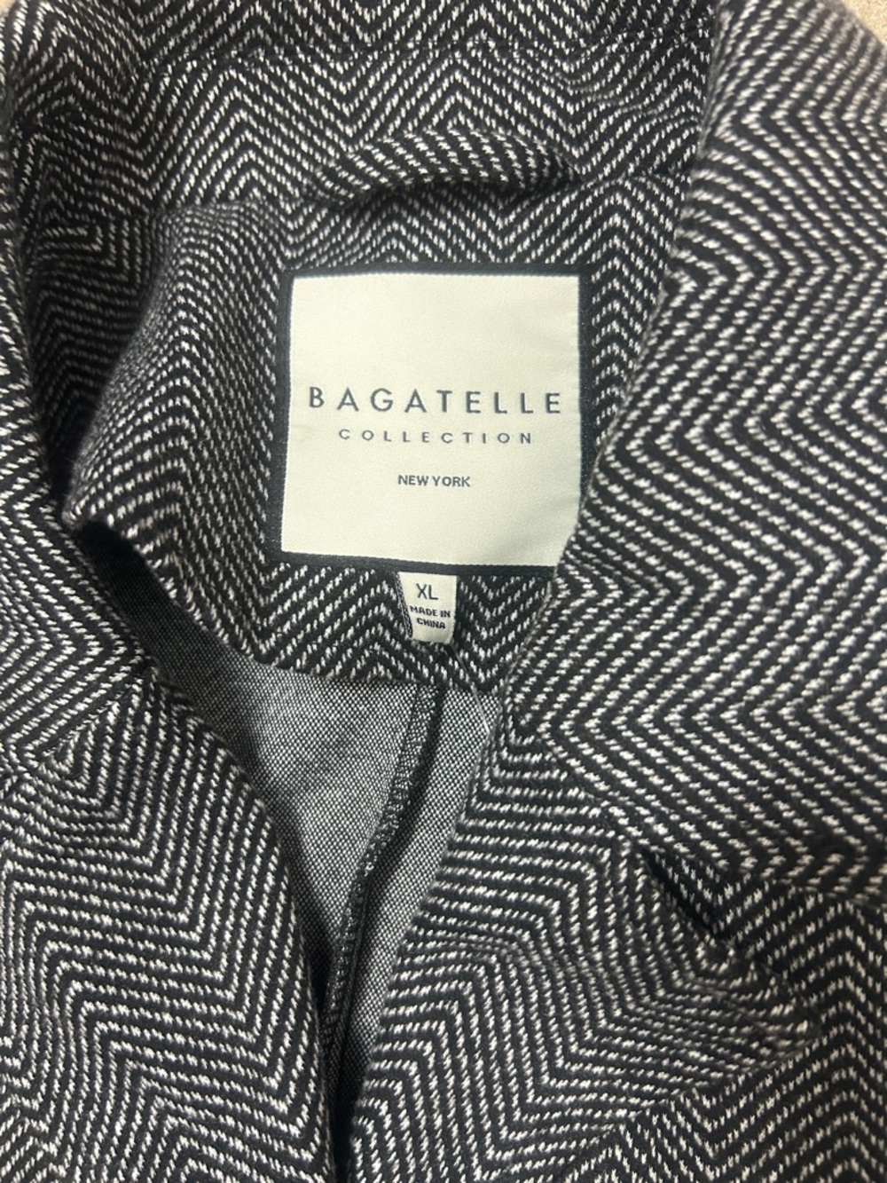 NWT Bagatelle
Notch Collar Knit Jacquard Jacket (size XL) - Picture 7 of 10